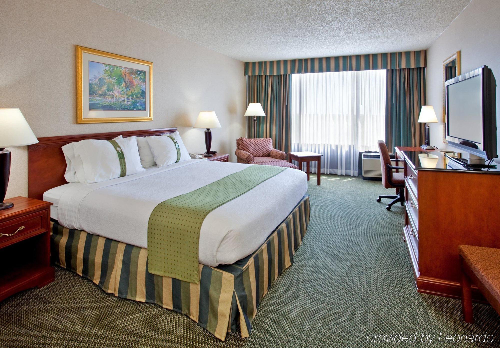Holiday Inn Wichita East I-35 By Ihg Exteriér fotografie